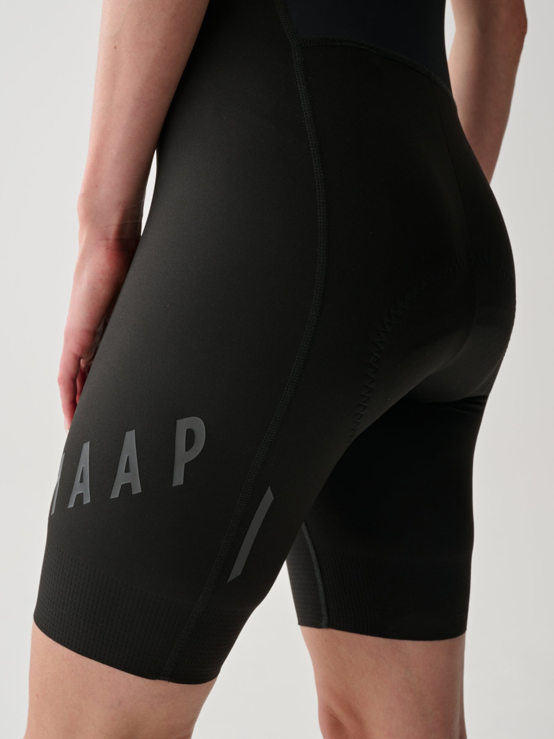 Women's Aeon Bib Short